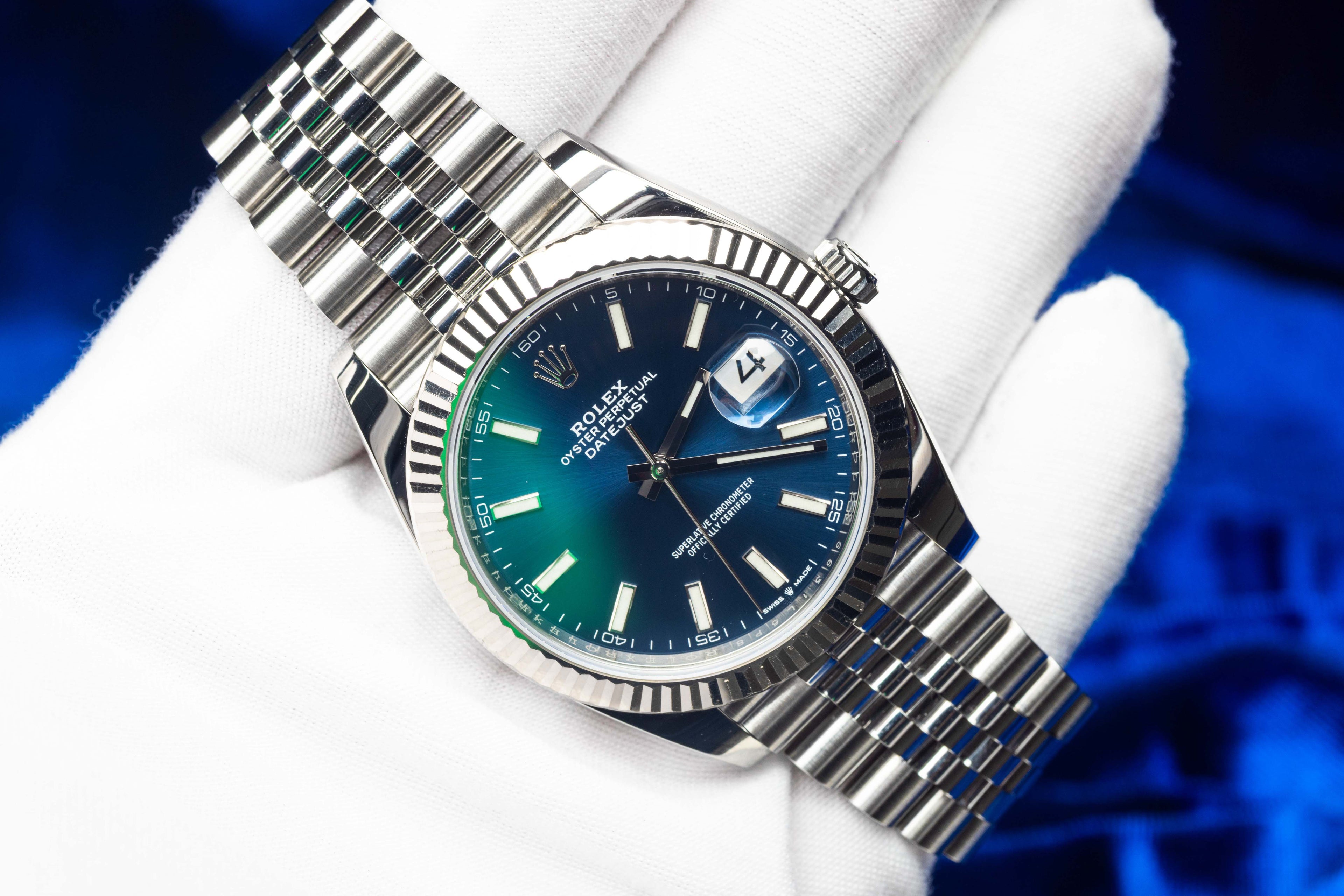 Rolex Datejust 41 Blue Dial, Jubilee Bracelet, Fluted Bezel - FULL SET - 126334