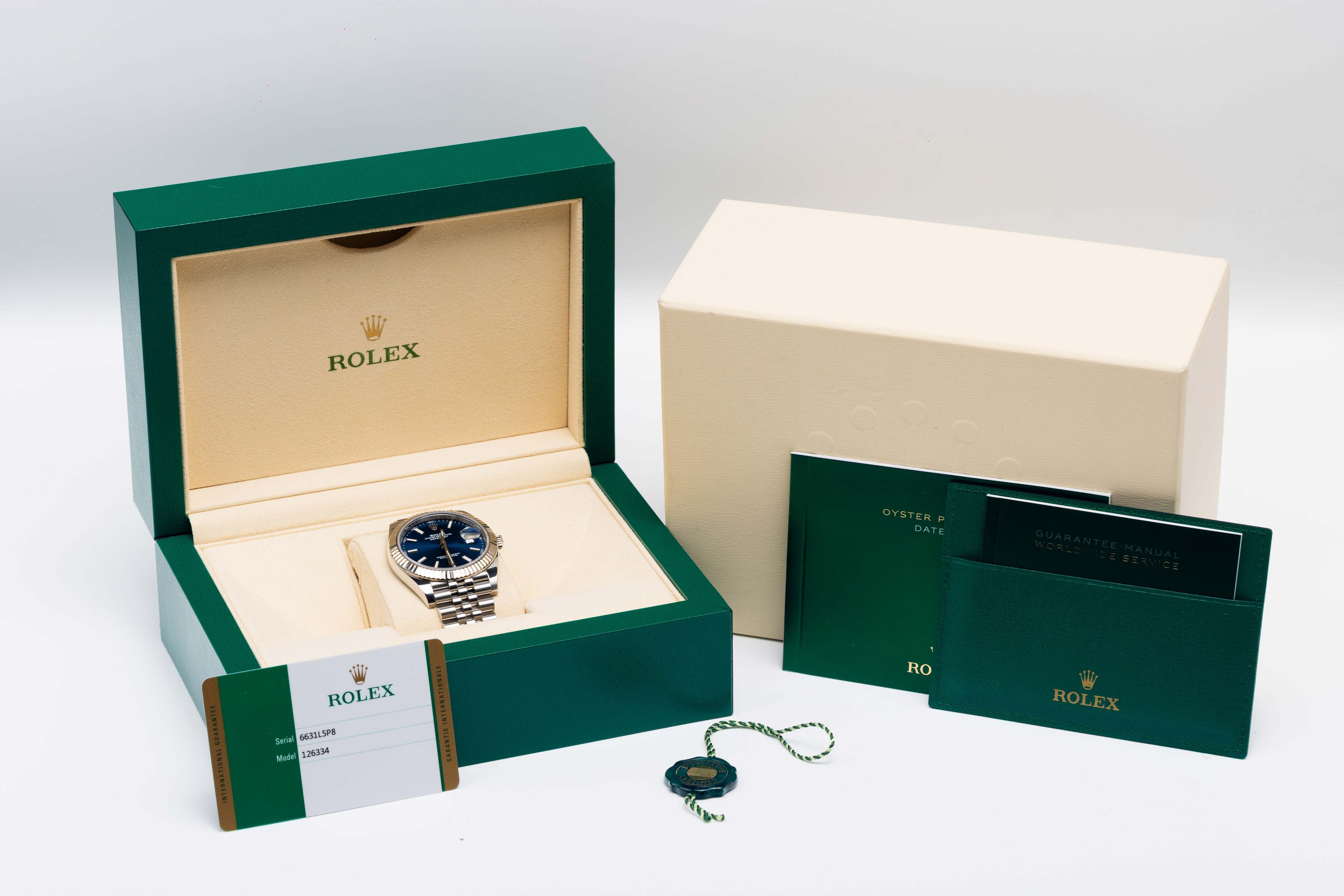 Rolex Datejust 41 Blue Dial, Jubilee Bracelet, Fluted Bezel - FULL SET - 126334