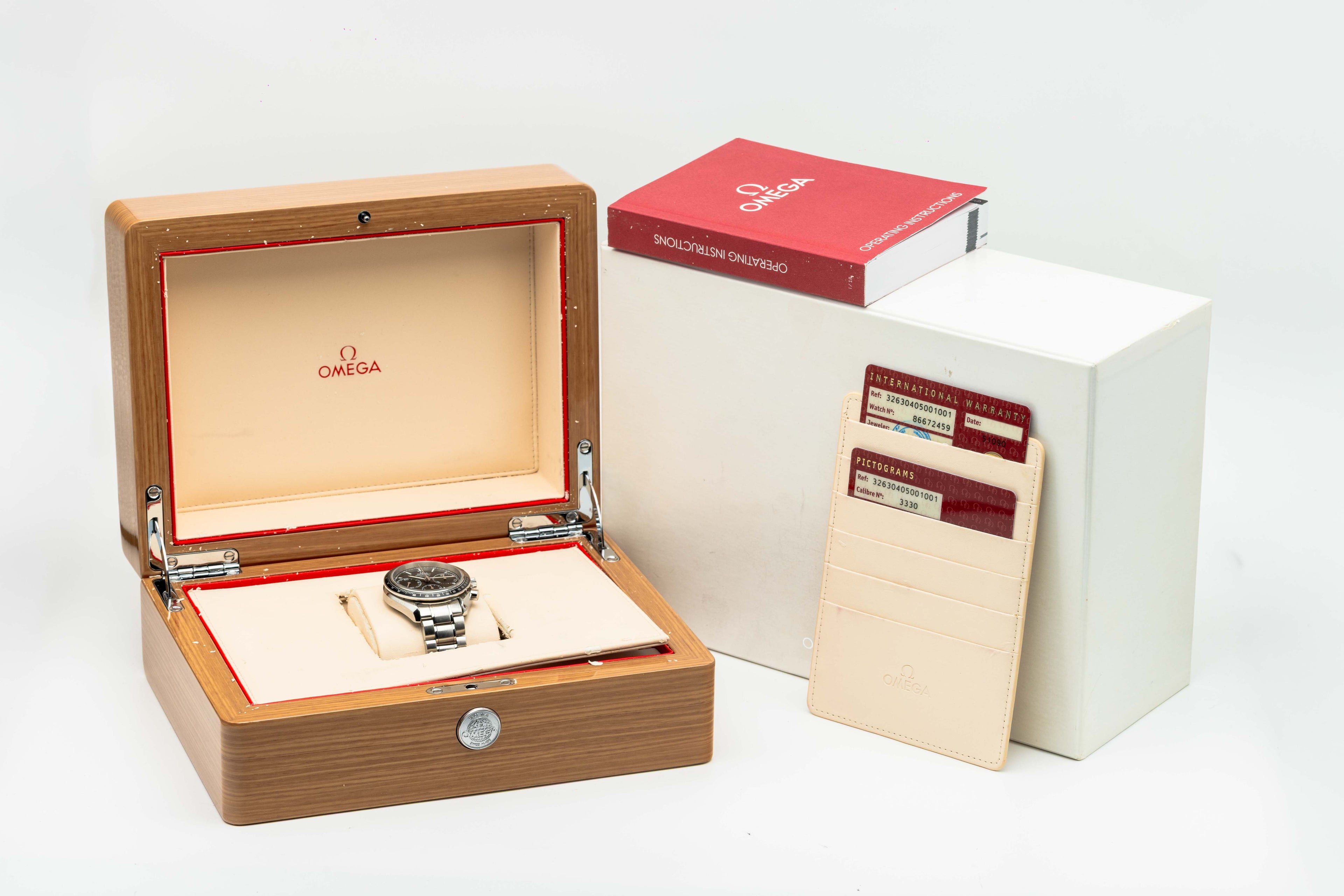 OMEGA Speedmaster Racing Black Dial - FULL SET - 326.30.40.50.01.001