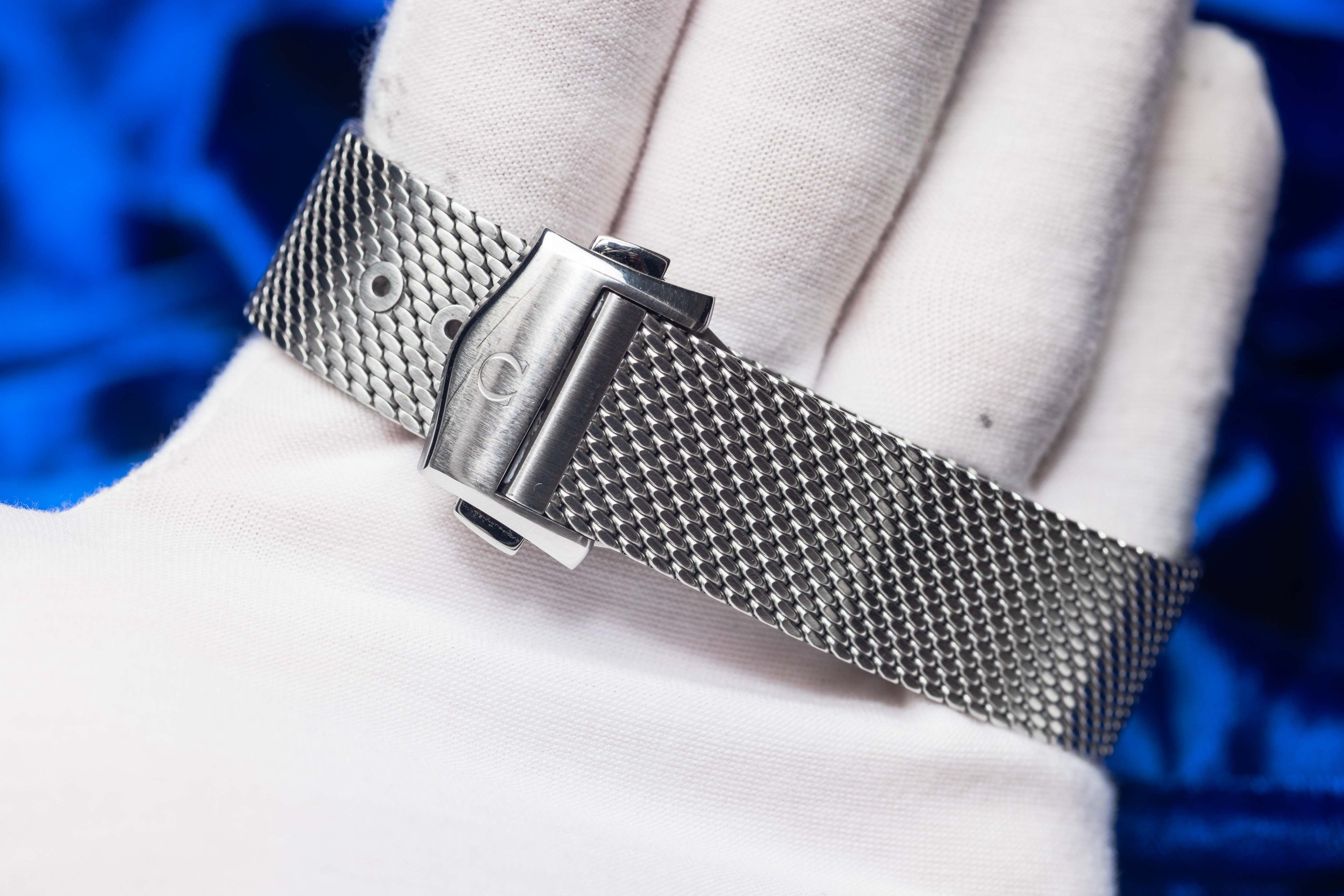 OMEGA Seamaster Diver 300M James Bond 60th Anniversary - 210.30.42.20.03.002